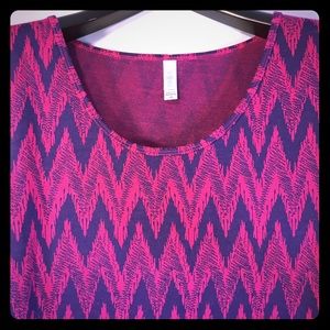 LuLaRoe Jacquard Classic T - 2XL